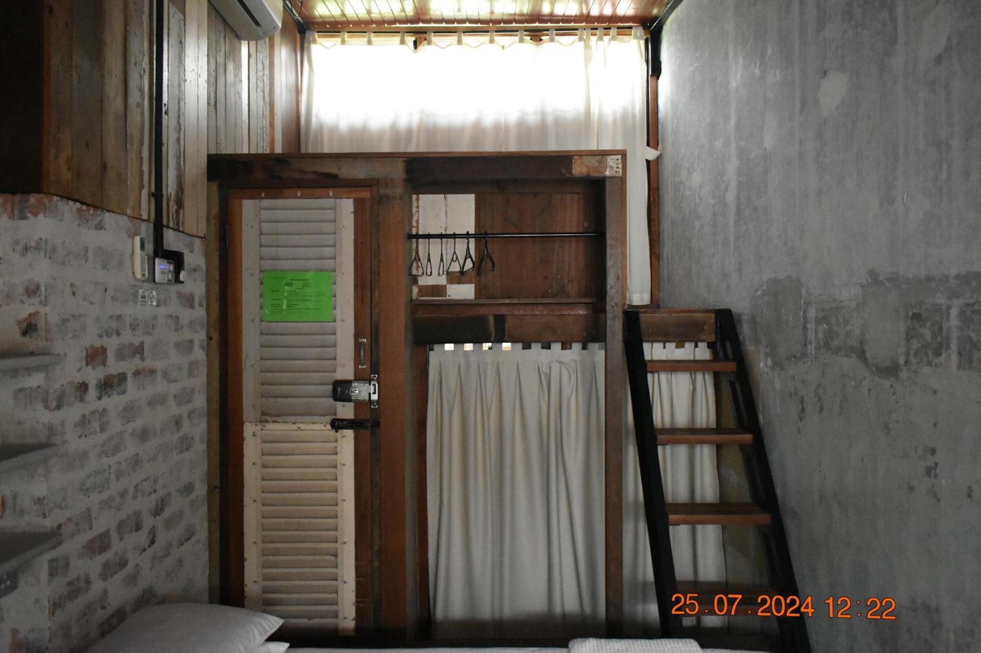Frenz Republic - Self Check In Guest house